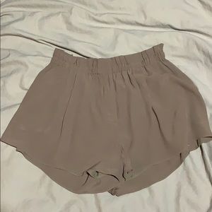 Aritzia Wilfred Shorts